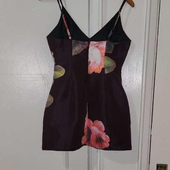 Floral Print Dress with Spaghetti Straps - Picture 6 of 8